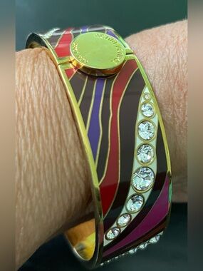 NWOT HENRI BENDEL Gold Tone Multicolor Enamel Bangle Bracelet with Crystals